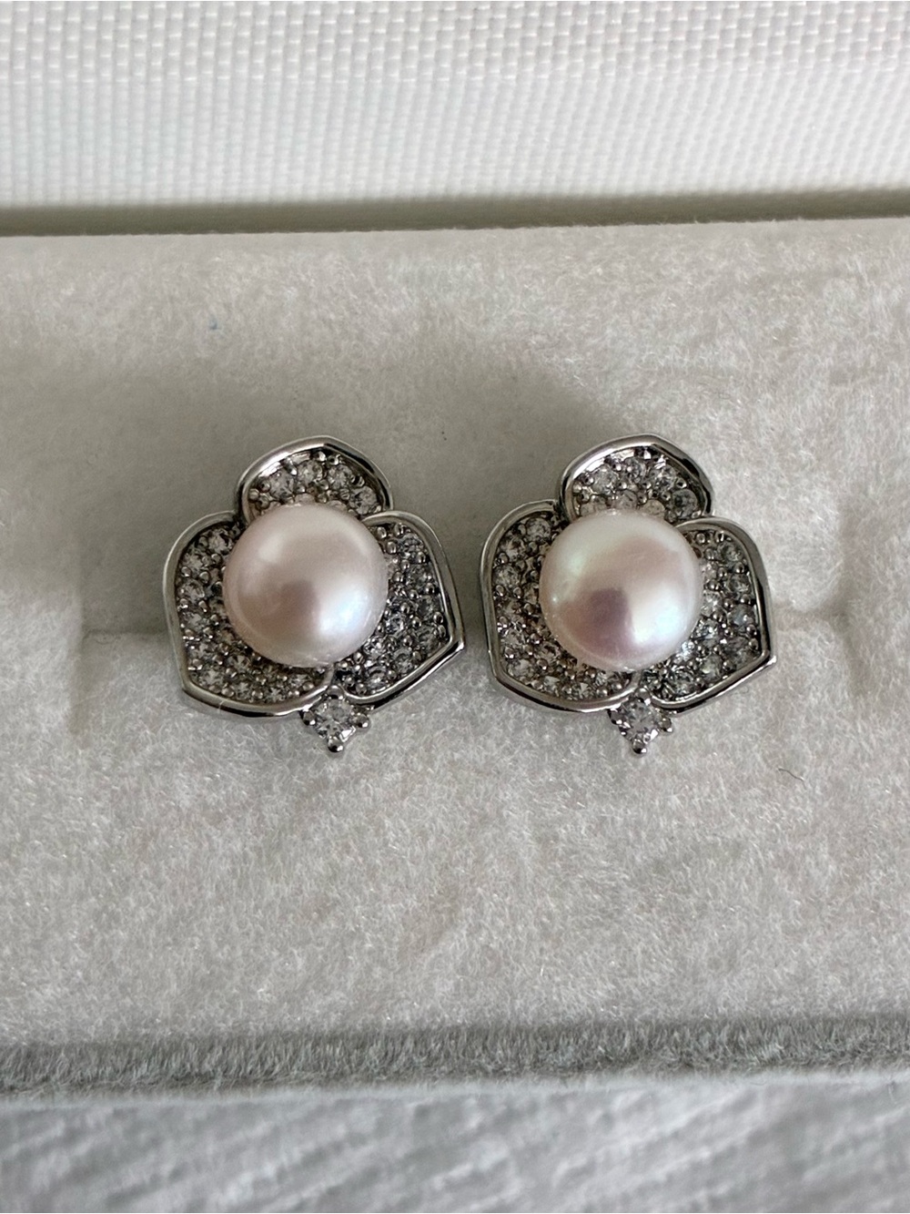 Freshwater Pearl Crystal Flower Stud Earrings | Silver Posts